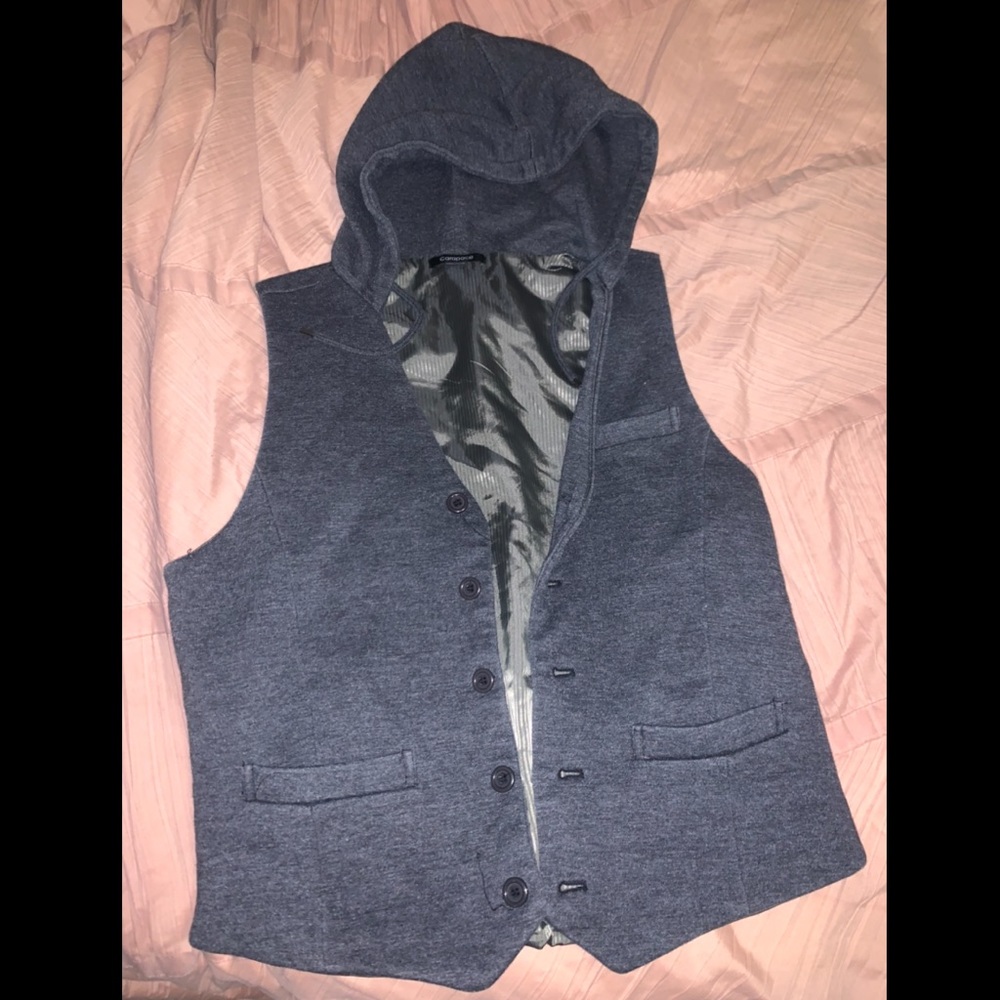 Sleeveless hooded vest